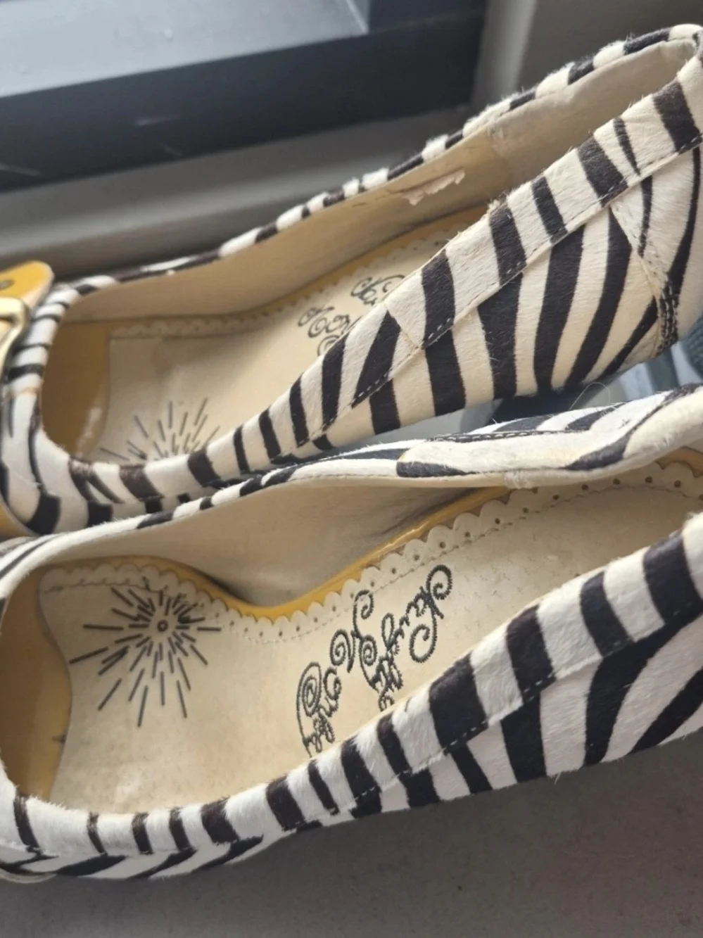 naughty monkey Zebra-Print Ballet Flats with Yellow Buckle